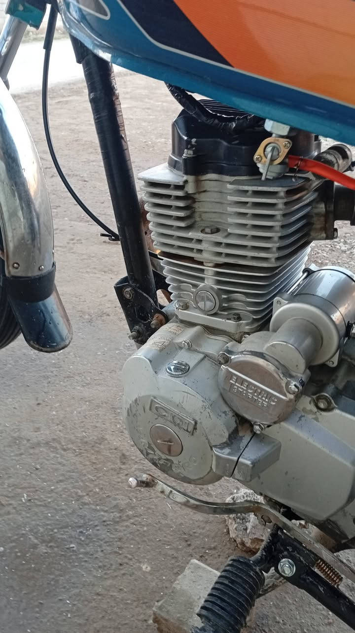 سلام وعليكم دراجه لبيع نامه برو موديل 20 دراجه تخبل كشلعه كمعدل دراجه ما ناقصه شي دراجه لاتنقيص لاتبخير  هاذ رقمي *********** دك وبيك خير ودتلل وسعر ب400 وبيهه مجال
