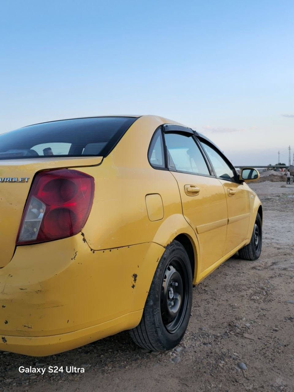 للبيع اوبترا ٢٠١٠ شركة عامه محرك كيراوتو كفاله مال كصه تبريد ثلج سنويه ٢٠٢٩ بسمي هزة جديدة هيئة وغرامات مصفرة مبدل بيها بنيد وجاملغ وطخه خفيفه بالبكلايت الخلفي كهربائيات كلها شغاله شاشه تحكمات لايت زينون عالي مكان السياره واسط الكوت ***********
