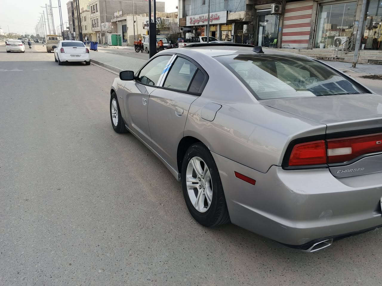 السلام عليكم دخول جديد للبيع ومراوس  رجاء موشراي لتتصل بيع ومراوس
دخول جديد  كصه جنطه   
جارجر 2014 اصل 
لون فيلي   
منضومه زنون كامله 
فول مواصفات 1/1 تشغيل عن بعد
متومه شمالي  أرقام وسنويه  طبق الأصل 
نضافه 100/100
مكينه كير اكسل كفاله
مكينه 3600
كير كفاله  
مسجل دمام 9سماعات
كشن كهربائي +تدفئه
فتحه فوول للخير 
تبريد ثلج منضومه جديده 
مثبت سرعه
نضافه كشر 100
نضافه داخل 100
حجر بيئة موجود بلادي
تخم تاير جديد
سعرها 63 وبيه مجال  
سياره خير من الله الف ما ذب عليه
مكان سياره بصره  
*********** واتساب أو تصال
