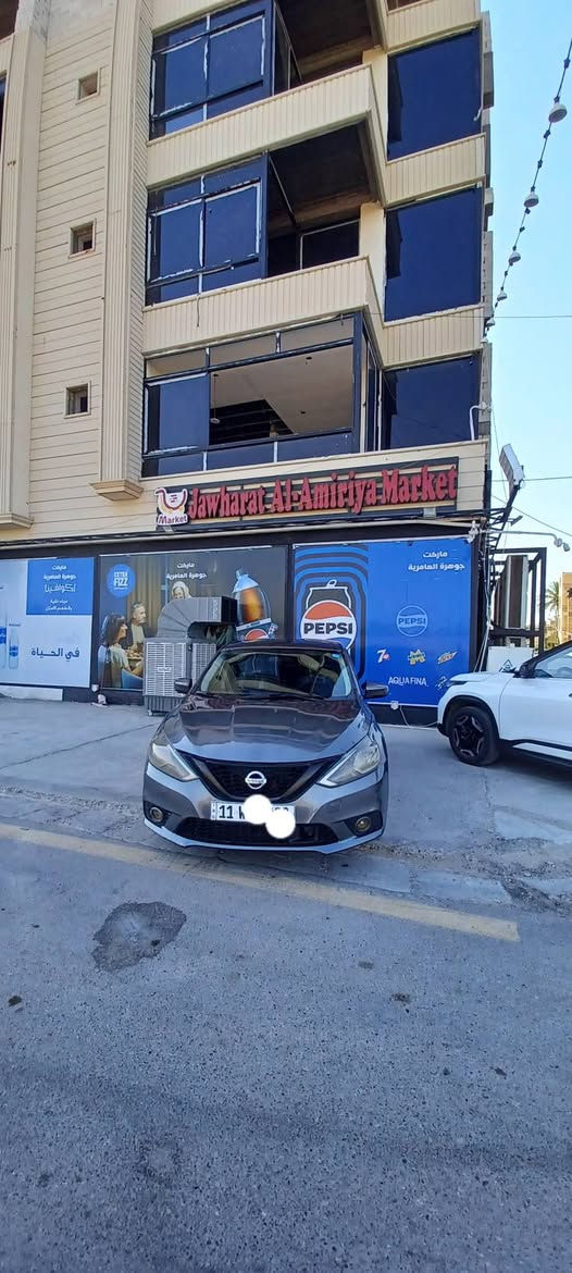 .
السلام عليكم 
نيسان سنترا وارد أمريكي 
حادثها جاملغ امامي وبنيد بدون داخل 
فئة sv 
فوول ماعدا الفتحه 
محرك 1800 
موديل 2018 
ماشيه ١٦٨ الف 
رقم بغداد دولي سنويه وهزه كله جديد بسمي شخصيا 
كير  و محرك و تبريد و كهربائيات( جديده )

ادامه كامله لمنضومة البانزين 
منضومة التبريد جديده
 غرفتها حلوه نضيفه وكامله 
مواصفاتها...☑️
ثلاث انضمة قياده نضام ايكو ونورمال و سبورت 
 رادار امامي
اربع بصمات أبواب وتشغيل وجنطه
يدات نيكل 
شاشه أندرويد +كامره 
شاشه اعطال 
تحكمات ستيرن 
مري كهرباء 
بريك نضام ABS 
مكانها بغداد الكرخ 
السعر   92 $$ وبيها مجال بسيط للشراي ان شاءالله  
اي استفسار ع الرقم وبي واتساب ✅️
              ***********  ☎️
