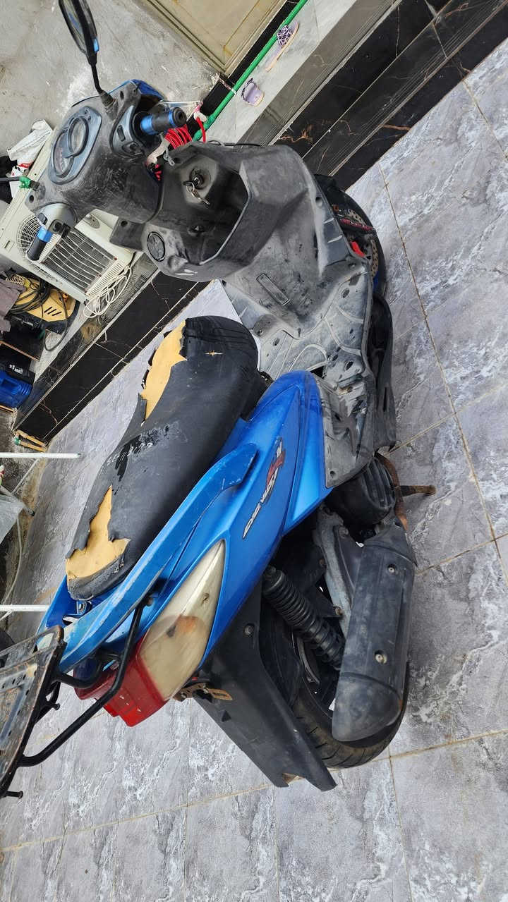 سكنس نظيفه كوري نثيه شغال بس باتري شويه ضغيفه سعر 400 مكان بغداد الشعب شراي يدخل الخاص


**إذا كنت صاحب هذا الإعلان وتريد حذفه لأي سبب، رجاءا أرسل رسالة إلى الدعم الفني**