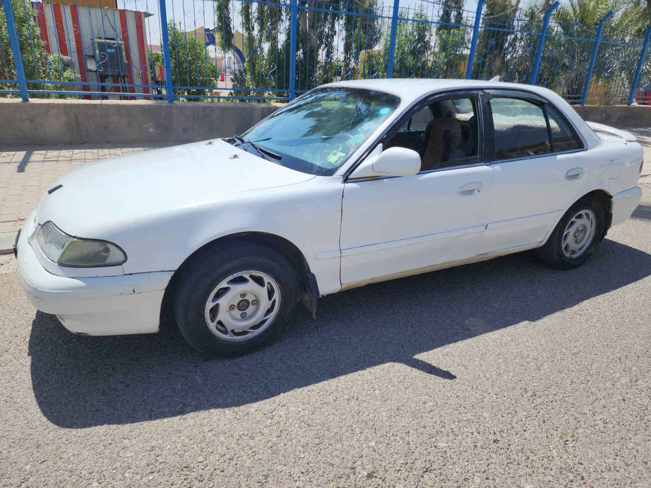 للبيع 

- سوناتا 2
- موديل 1995
- رقم بغداد
- سنوية بأسمي الى 2028
- محرك و كير بحالة ممتازة
- كير عادي
- تبريد ثلج وتدفئة
- كشرها نظيف مثل ماموضح بالصورة
- السياره ماناقصها شي مال جناي
- السعر 45 وبيها مجال
العنوان  (الأنبار-هيت)
للأستفسار الأتصال بالرقم
***********
