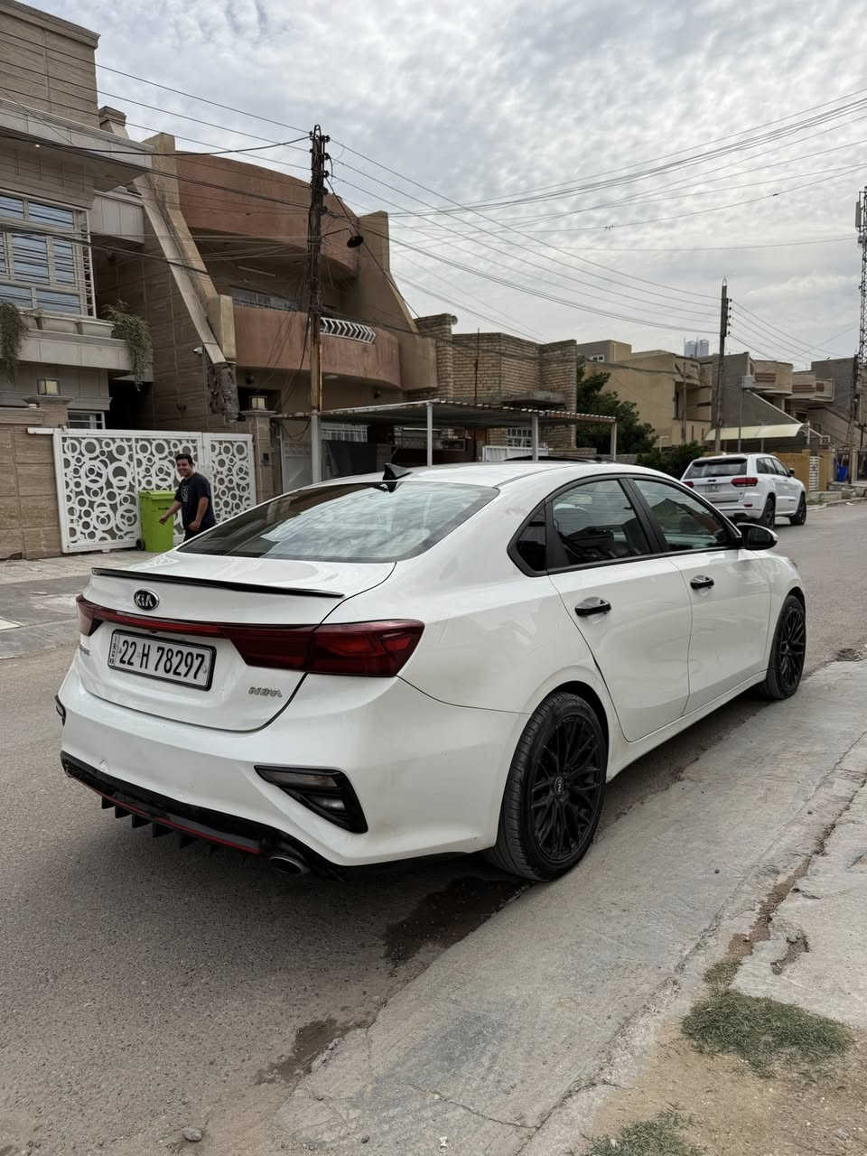 السلام عليكم كيا فورتي للبيع موديل 2021رقم اربيل تحويل ثاني يوم مكينه 2000دوش كير AT حادثها جاملغ وبنيد وباب الخلفي مكان السياره بغداد العامرية السعر (122$)
رقم الهاتف***********
