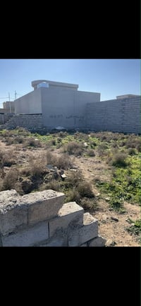 ارض زراعي • ٣٠٠م • خلف بيت ابو سفيان