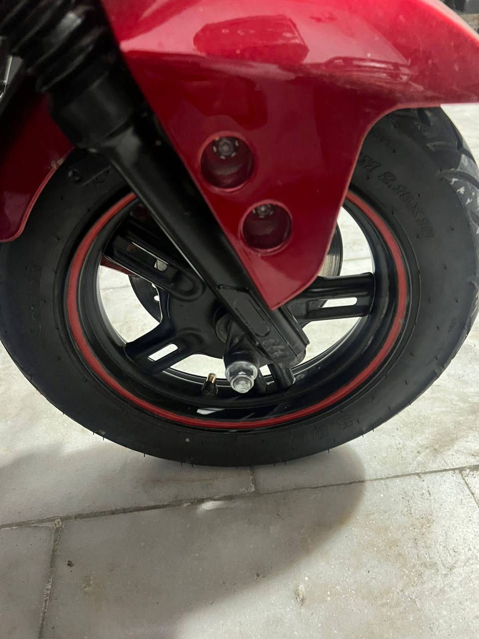 سلام عليكم دراجه شحن 2025 عين الاسد
دراجه صارله شهرين من نزلتها من رنبه درجه نضيفه حيل ومماشيه قليل
ضواها زنون ناصي و عالي
جوزه بدلادي ترجع بك
درع حديد + جنطه
سويجات 2 + بصمات ثنين
تشغيل عن بعد بل بصمه
حساسات بريك امامي وخلفي
سعر 750 وبيها مجال
بغداد حي اور
رقم : ***********
