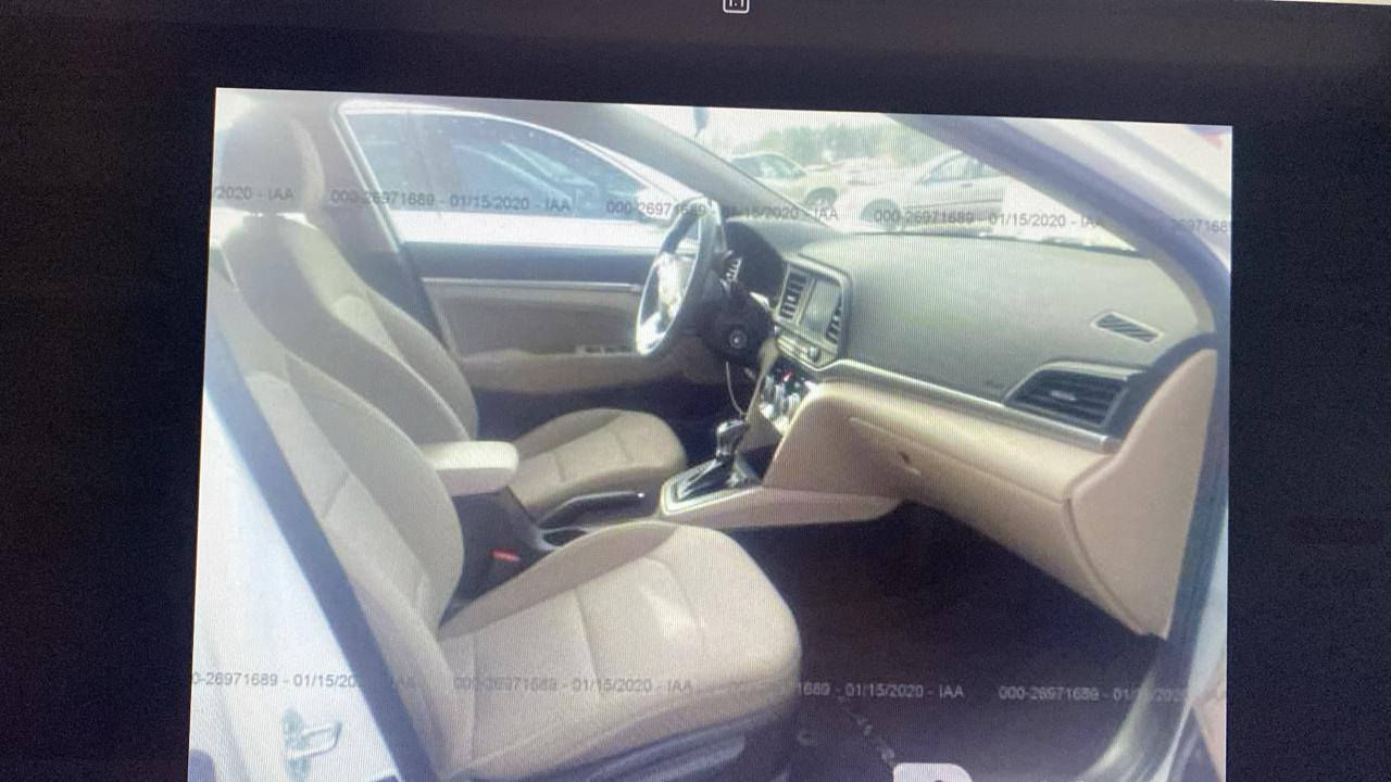 النترا لون ابيظ صدفي ماشية 68 حادث جنطة دعامية لون ابيظ صدفي اربيل سيارة كلش جديدة جاهزة تحويل شوكت متريد بغداد قرب شارع حيفا رقم الهاتف *********** السعر 127$
