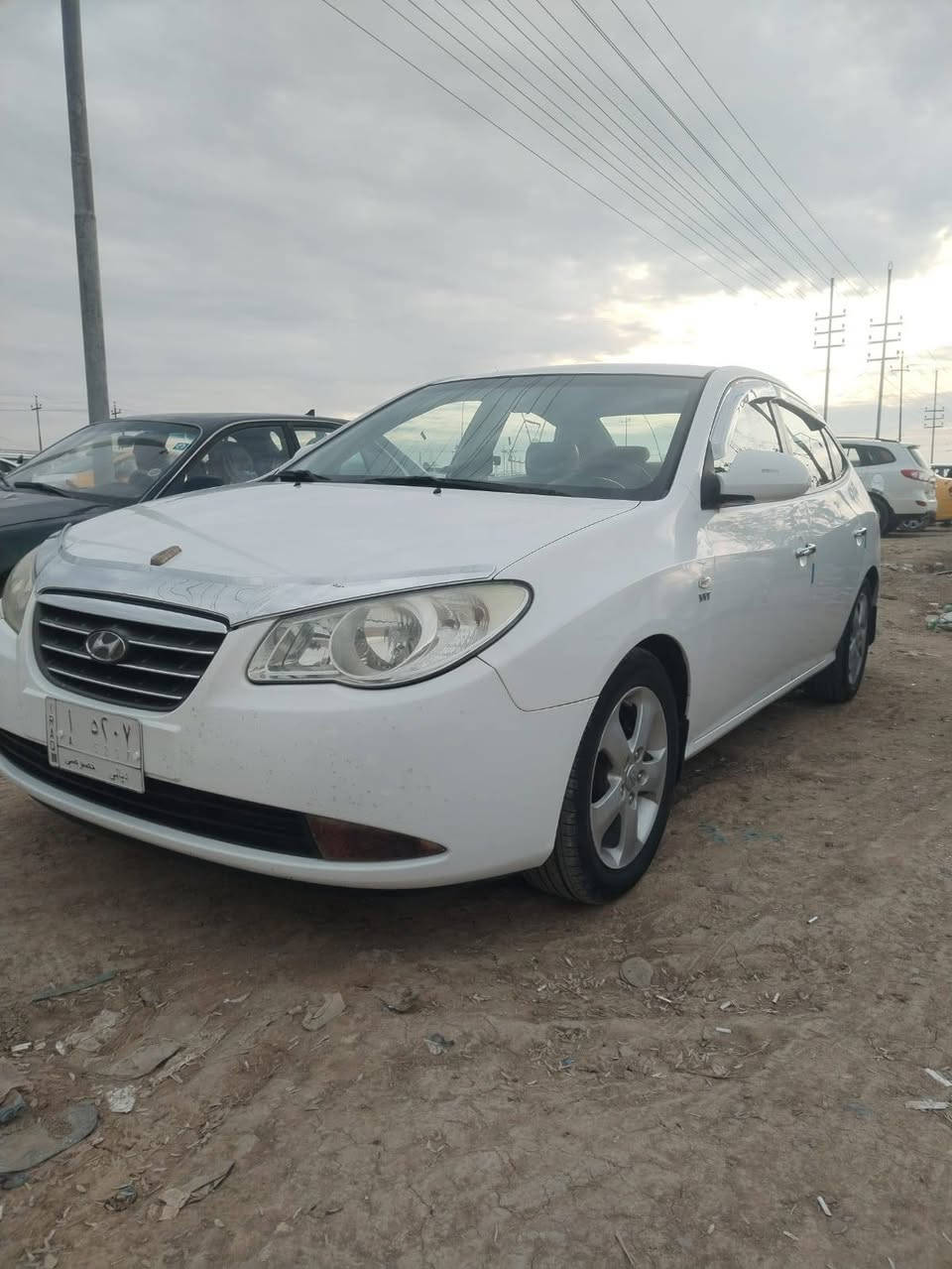 السلام عليكم هيونداي أفانتي موديل ٢٠٠٧ خليجي  محرك ١٦٠٠ دوش مكفول فول موصفات مري شفط تحكم ستيرن تبريد بيانو رقم ديالى بأسمي شخصيا سنويه جديده صدر جديد تخم تاير جديد دوشمه كشنات وارضيه جلد مابيه نقص لو برغي سياره مال جناي السياره بيه ٤ قطع صبغ للامانه بدون لا تكم ولا شواصي ولا ضربه ابيع حزام عن الحلال والحرام العنوان ديالئ كنعان *********** السعر ٩٣
