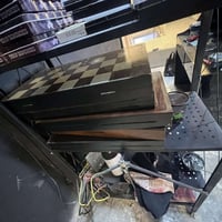 غراض مستخدمه للبيع  للتواصل 07735981907  مكاني حي الجهاد