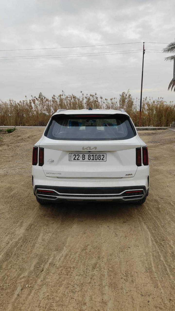 السلام عليكم
للبيع سورنتو خليجي 
موديل 23 
5 راكب 
محرك 4 سلندر 2500
رقم اربيل بسمي 
مكفوله من الصبغ 
ماشيه 90 الف 
بصمه ترحيب تشغيل عن بعد 
تخم تاير 
سياره جديده وجاهزه 
سعر 230 ورقه 
مكاني قضاء الطارميه تقاطع المشاهده 
 *********** ابو صكر
