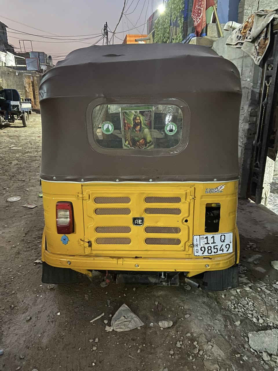 يالله سلام عليكم تكتك موديل ٢٠١٨ شهر ١٢ رقم وسنويه ب اسمي لوحه نكليزي تعمير جديد صبغ للجمالية السعر ٥ ونص ***********
