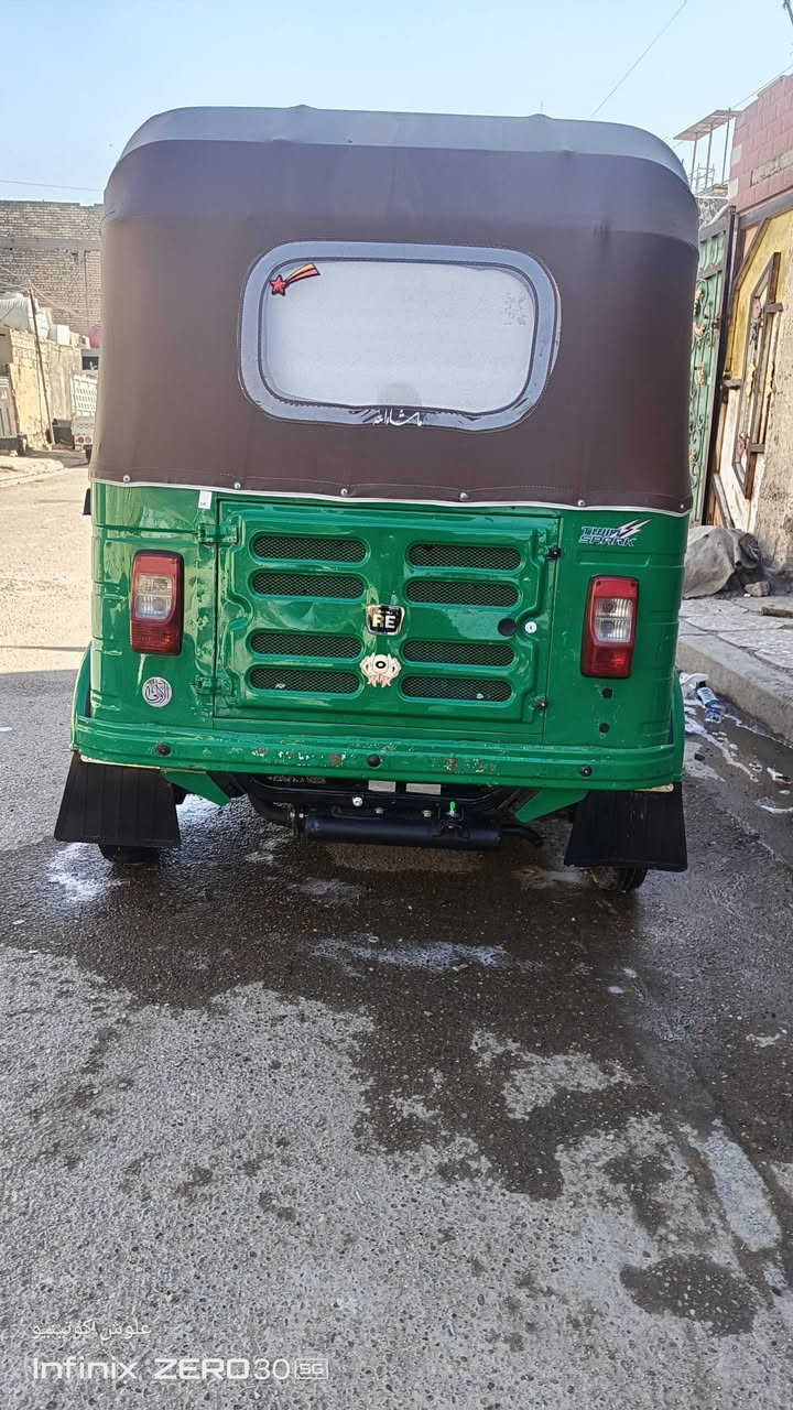 السلام عليكم تكتك للبيع موديل 20 رقم وسنويه بسمي تحويل ثاني يوم تكتك جديده لاتنقيص والاتبخير لاضربه ولاصبغ مكفوله للستفسار *********** مكاني بغداد المشتل
