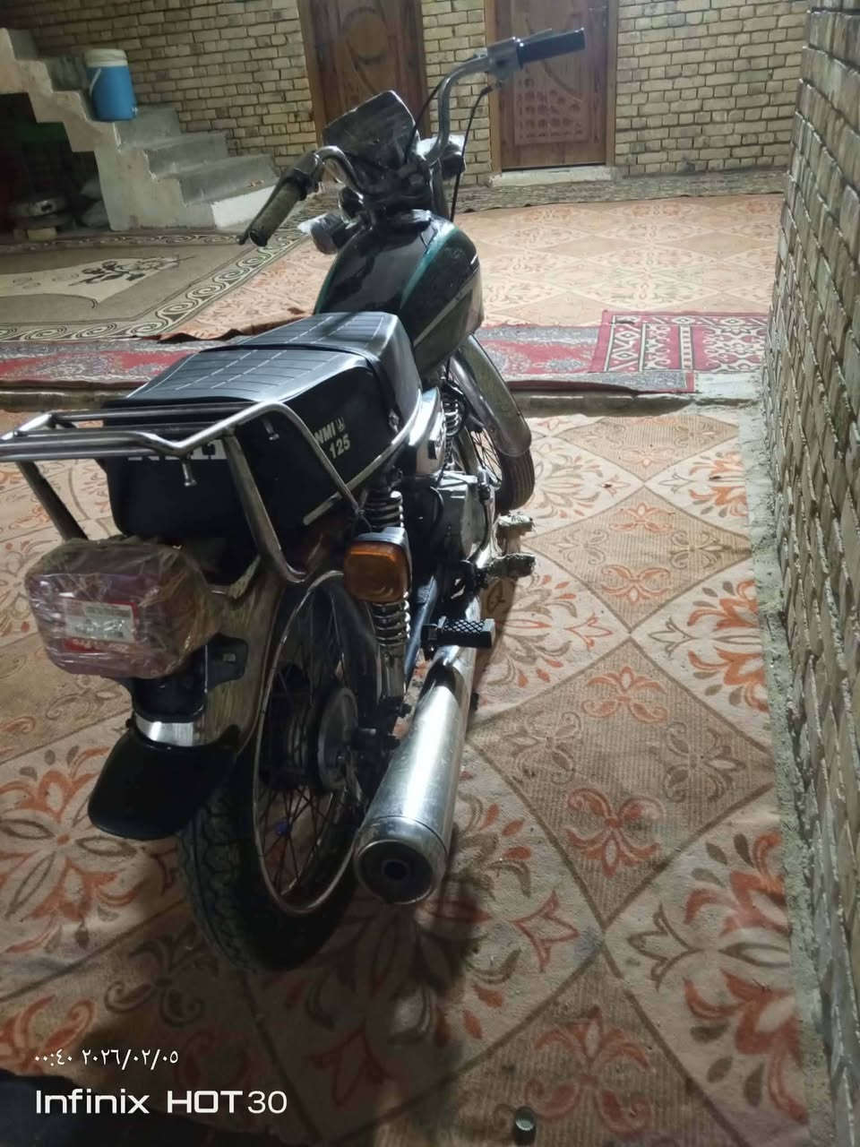 سلام عليكم دراجه للبيع نامه امتياز
بيه 3 أوراق مكفول عشائر دراجه كدامك عينك حلوه مرتبه 

مكان قضاء الميمونة سعر خاص 

***********
