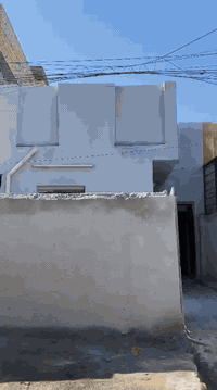 السلام عليكم الدار للبيع @
***********
