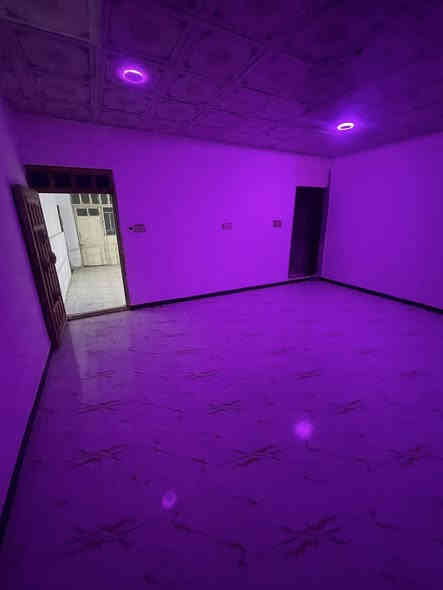 دار للبيع 200 متر طابقين ✅
حي البساتين السلام سند اصفر 
4 غرف نوم الطابق الأول استقبال كبير +مطبخ +صالة وخدمات +2غرف نوم الطابق الثاني غرفتين نوم سويتات حمامات داخل الغرف ✅السعر 85 مليون
 
للاستفسار ***********
