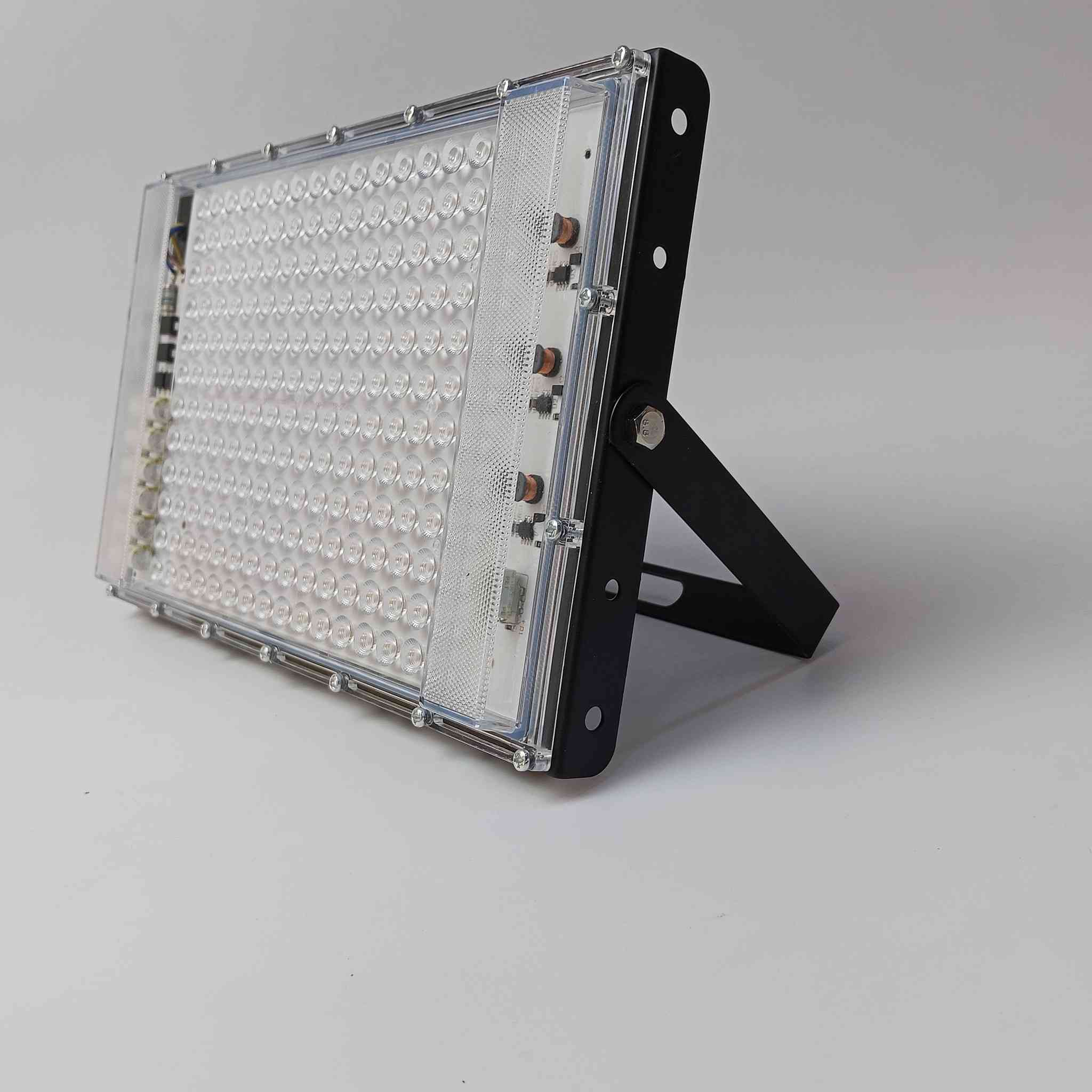 inlux
دائما قريبا منك بضمان استبدال 2 سنه
***********
***********
