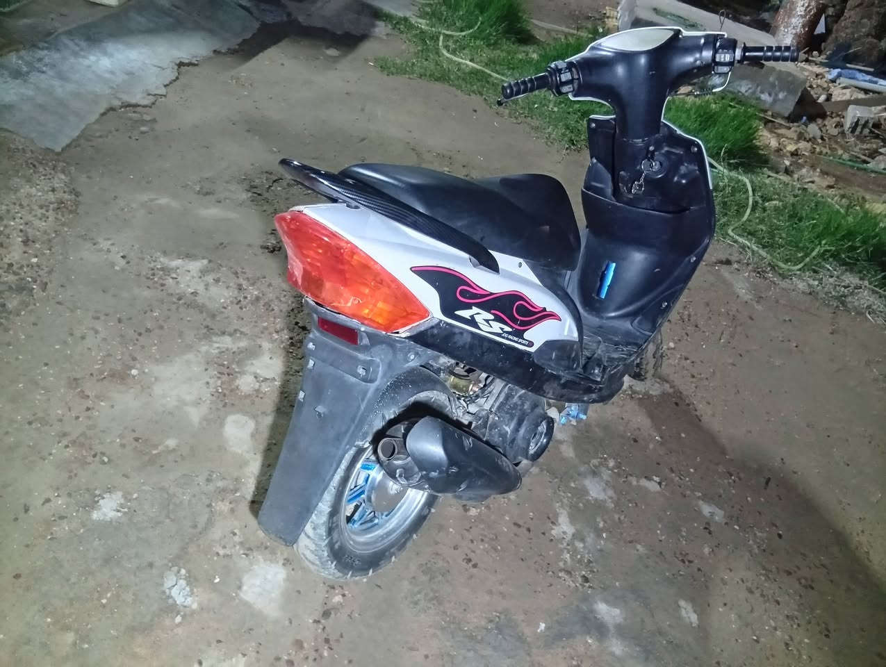 دراجه ماكس مزود بوشه 55 صالنصه رياضي وياله رياضي شلعه خير من الله  السعر خاصه متواجد بكل وقت مكاني بابل المسيب رقمي للتواصل ***********
