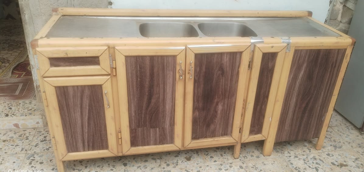 للبيع سنك حوضين السعر 40 الف،  تصل ***********
