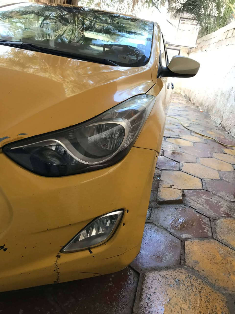 سلام عليكم الانترة موديل 13وارد أمريكي حادثه بنيد وبلعراق باب خلفي مكينه وكير وصدر جدد منظومه غاز رقم انكليزي مصفره بسمي تحويل مباشر سعر 90وبيه حك جيه عنوان بغداد قرب المرور الحسينيه  الاتصال ***********
