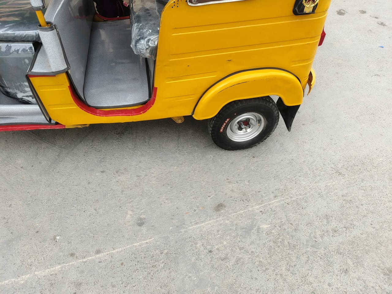 سلام عليكم تكتك ٢٠رقم و سنوية ديالى نكليزي بسمي تكتك كشر خير من اللة بس بيه هاي الصفحه ودوس تكتك مكينة خير من اللة لا تنقيص ولا تبخير دوشمة كاعيات  كبات مسجل مجنبزة تخم تاير سعر ٦٢٥٠وبيه مجال ستفسار ***********مكان ديالى خان بني سعد
