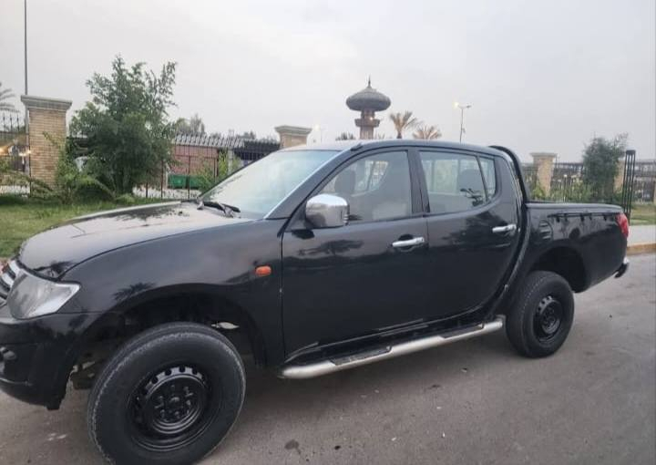 السلام وعليكم ورحمة الله وبركاته ميتسوبيشي l 200  بانزين
4×4 فور ويل 
موديل 2009
ألون أسود 
محرك 2400 
مجفت جديد
الضرر جاملغ أمامي 
مصبوغه عام 
تايرات نضاف 
تبريد ثلج تدفئه فول
كهربائيات كلها شغاله 
السياره مكفوله كير محرك شاصي 
رقم اربيل تحويل شوكت ميعجبك 
السعر 70وبيها مجال
 *********** 📞
*********** 📞

