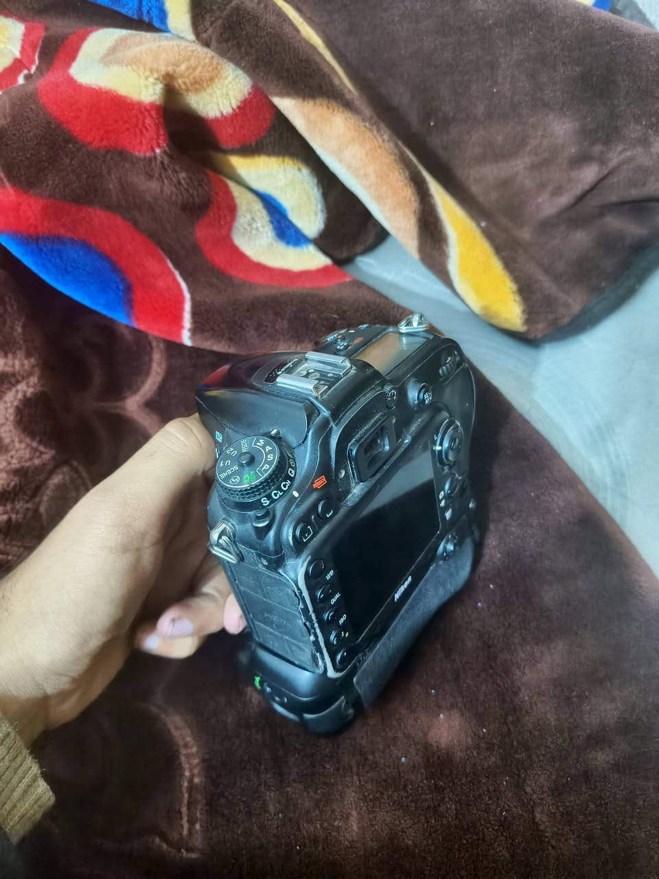 سلام عليكم نيكون 7100
النظافة كدام عينك وياهه عدسة 18-140 وگرب وبطاريات عدد 2 وشاحنه ورام وجلاتين 
السعر 450 مكاني بغداد


**إذا كنت صاحب هذا الإعلان وتريد حذفه لأي سبب، رجاءا أرسل رسالة إلى الدعم الفني**