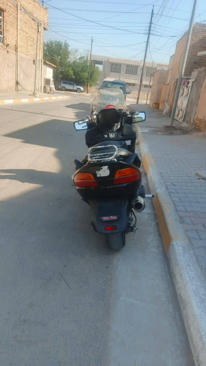 سكاي والف650 فئه lxماشيه 10الف  مكينه مفتوحه علمود بوربرين مال اكسل داخلي سعره واحد و700و بيه مجال مكاني بغداد الحسينيه رقمي ***********
