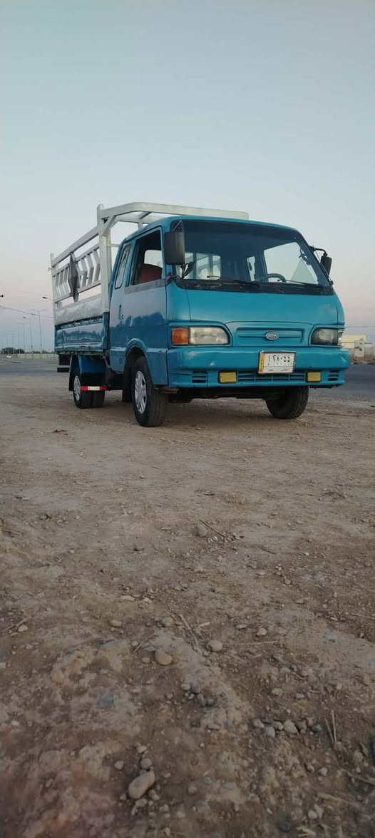 السلام عليكم كيا حمل للبيع موديل 1996رقم ديالى السيارة مكفولة من كير اكسل محرك وشاصي واضح السيارة 7جنكال السعر 47  بيهة مجال الاستفسار عن هذا الرقم ***********
