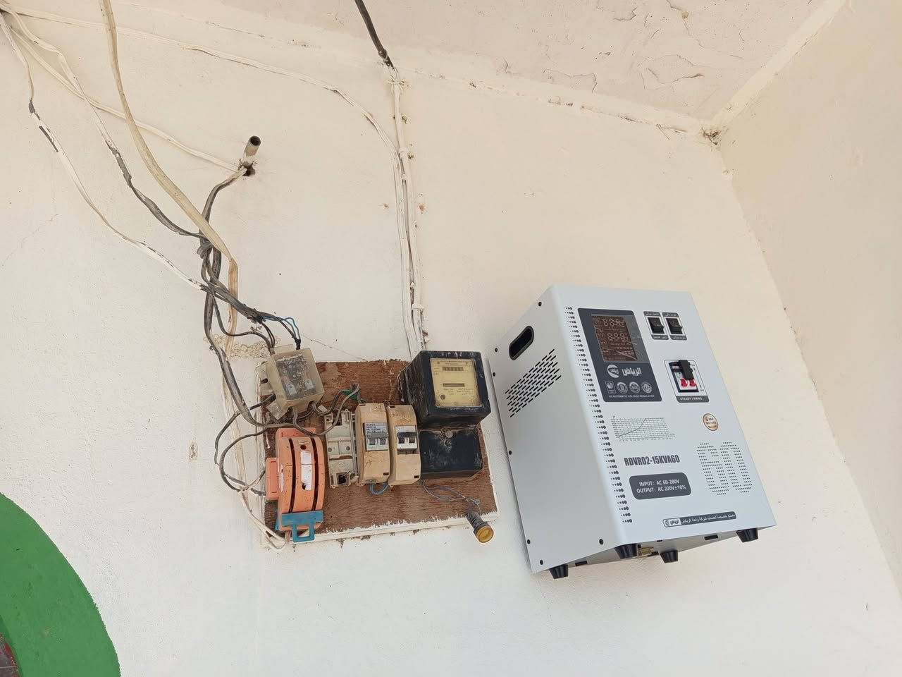 السلام عليكم ورحمة الله وبركاتة 

كادر كهرباء متفرغ نشتغل لل 12بليل 

تاسيس بيوت 

ترميم قديم 

ترميم كابينه 

تسلق علا العمود 

تشغيل قطاسات كبيره 

للتواصل *********** بي واتساب 

ما متواجد خاص 

الله حيو الگرايب
