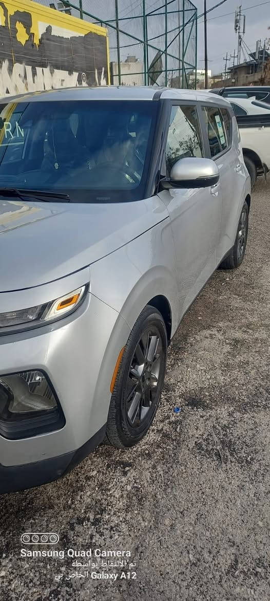 سلام عليكم للبيع فقط صول 2021 وارد امريكي ماشيه 48الف KM
.محرك 2000دوش 
.مواصفاتها 
.تحديد مسار 
.حساسات اماميه و خلفيه
.رادارات بل مري
.شاشه اندرويد 
.ومواصفاتهه الباقيه معروفه 
.حادثهه جاملغ ايمن و تبديل بنيد 
مكانهه بغداد الزعفرانية 
.سعرهه 140$
للاتصال (***********)
للمعلومه اني فقط مكلف بلنشر اي استفسار اتصل على الرقم
