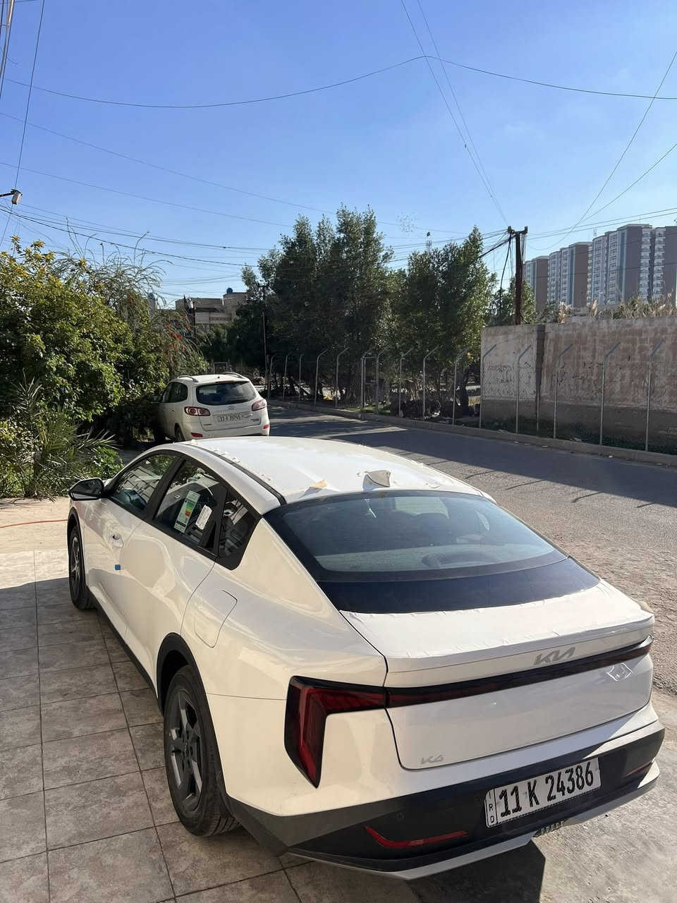 للبيع او مراوس حسب قناعه / k4 موديل 2025 زيرو ضمان نم تبديلتين دهن مجاناً مكينه 2000 رقم بغداد باسمي مواصفات عاديه سويج / شاشه / كامرة / حساس امامي خلفي / تبريد قطعتين / 
سعر 188$ ورقه  موقعي بغداد حي العدل اتصال ***********
