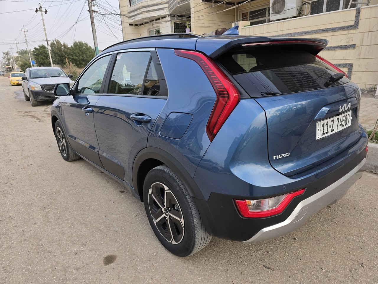 السلام عليكم
كيا نيرو 3 أنظمة بلك ان EX 2024
فول عدا الفتحه بصمه جلد 
ماشيه 22 بدون ايرباك بدون شواصي بدون دواخل ضرر جاملغ أمامي 
16.200$/
***********
