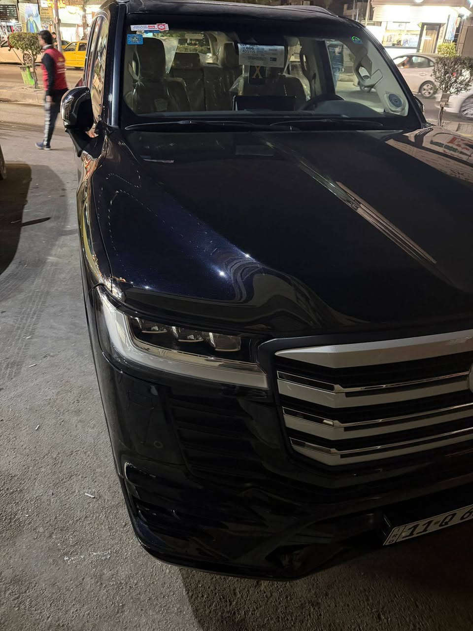 السلام عليكم لاندكروز 2024 لمتدد فوووول مواصفات اعلى مواصفات مكينه 4000 تنفس طبيعي مكفوله كفاله عامه حتى من شخط ماشيه 20 الف فقط طلعتها على ايدي زيرو سعرها 69 وبيها مجال بسيط للستفسار *********** مكاني بغداد الكراده
