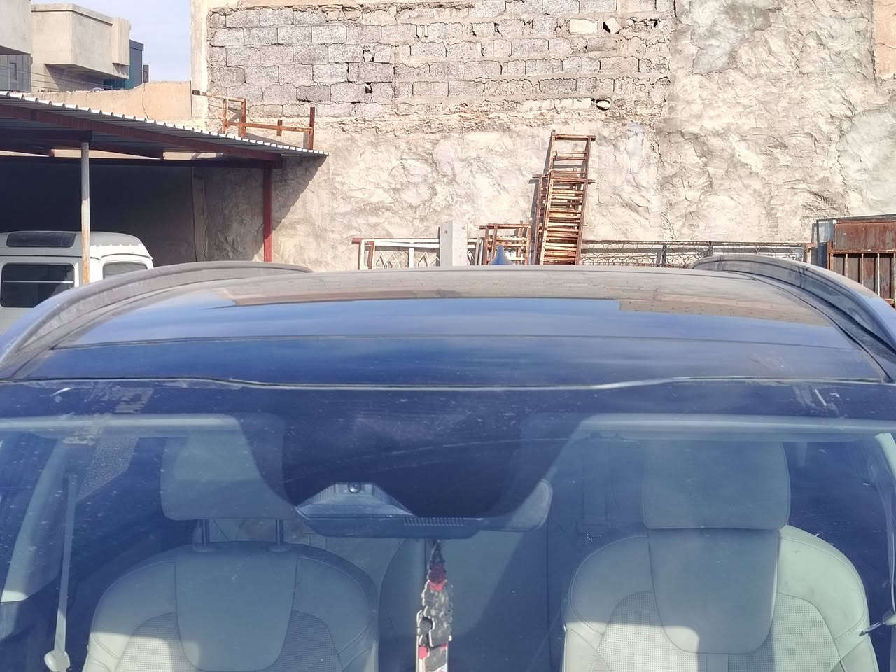 سلامو عليكم سورنتو 24 أمريكي محرك 2500 عادي  فول رقم فحص بنوراما سعر 220وبيها مجال مكاني موصل رقمي*********** متواجد عل وتساب  مبدل بيها باب وجاملغ وبوند وتكمه مصلح)(5XYRL4JC6RG271974) هاذا رقم شاصي ابيع عل صور بجم كبس شواصي شرط 
موصفات
S
رادار امامي
كشن حار تدفئه
اربع وضعيات قياده
قياده اليه
كشن كهرب
وبعد بيها موصفات
