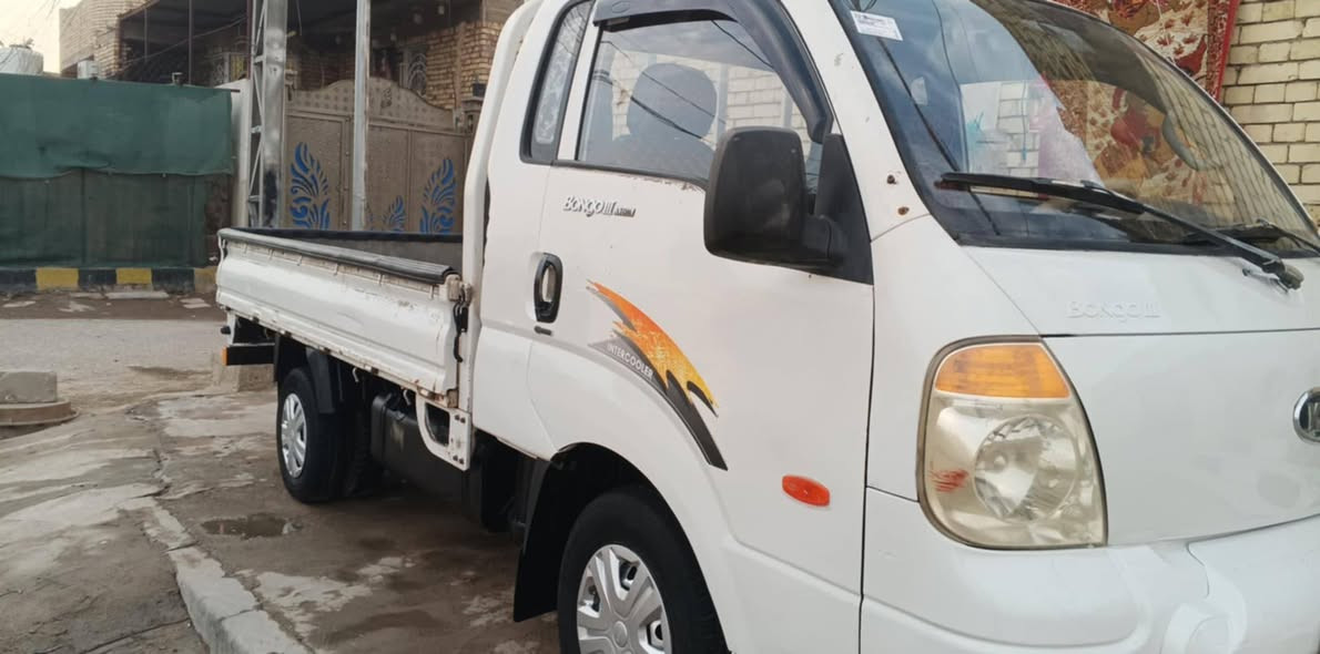 سلام عليكم للبيع موديل 2007السعر 65وبيه مجال اتصل على رقم ***********//***********
