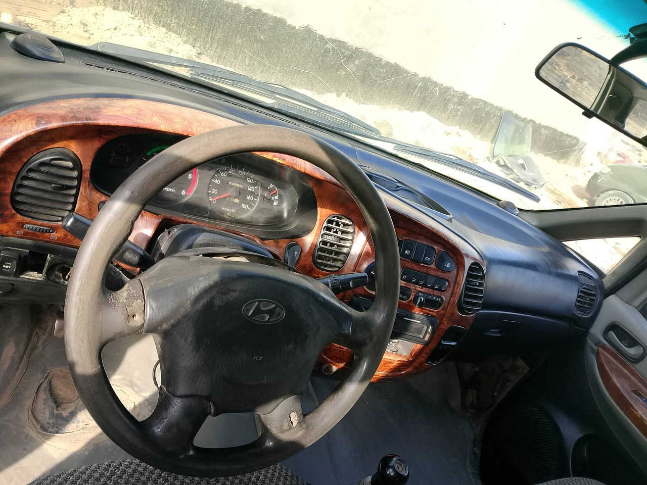 السلام عليكم
استاركس 2000 رقم بغداد خصوصي محدث 2007 تحويل ثاني يوم محرك مفتوح سوبر جديد وكير نضيف السيارة جاهزة 

كهربائيات كلهن شغالات تخم تاير نضيف دواخل نضيفه السيارة حلوة وكاعدة بسعر مناسب بيع مستعجل اتصل وتدلل ***********
