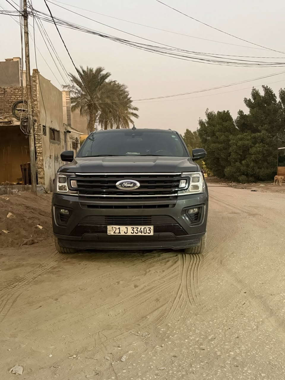 السلام عليكم 
فورد اكسبديشن ٢٠٢١ امريكي
بدون حادث بدون ايرباك بجم كبس 
صبغ جاملغ خلفي فقط 
بارد باب السائق والباب الخلفه
رقم سليمانيه ماشي (٥١) الف
مكانه حله 
سعر ٣٠٠ 
بيع او مراوس بموديل اقل ( ١٥ او ١٦ او ١٧ )
***********
