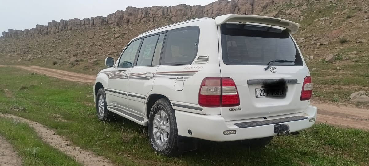 سەیارەیە پاکو بێ عەیبە لیدراوی نیە لایەکی سبوخە لەسەر ساغی هەموگیانی بەشەرت تەقەورەقەی نیە غازو بەنزینە بەناوی خومەوەیە ئەگەر موشتریت بەیوەندی بەم ژمارەوە بکە *********** كركوك, العراق

