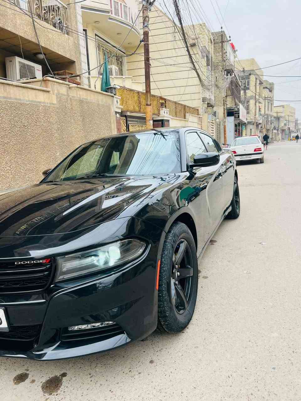 جارجر للبيع موديل 17 اصل مكينه 3600 sxt سياره كلش تظيفه وجاهزه مامشتغله خط كير مكينه كفاله حادثها جاملغ وبنيد صور الحادث والسونار موجوده بالمنشور  رقم اربيل الجديد بسمي مكانها بغداد السعر 175 وبيها مجال للاستفسار
 ‭0770 791 6714‬
