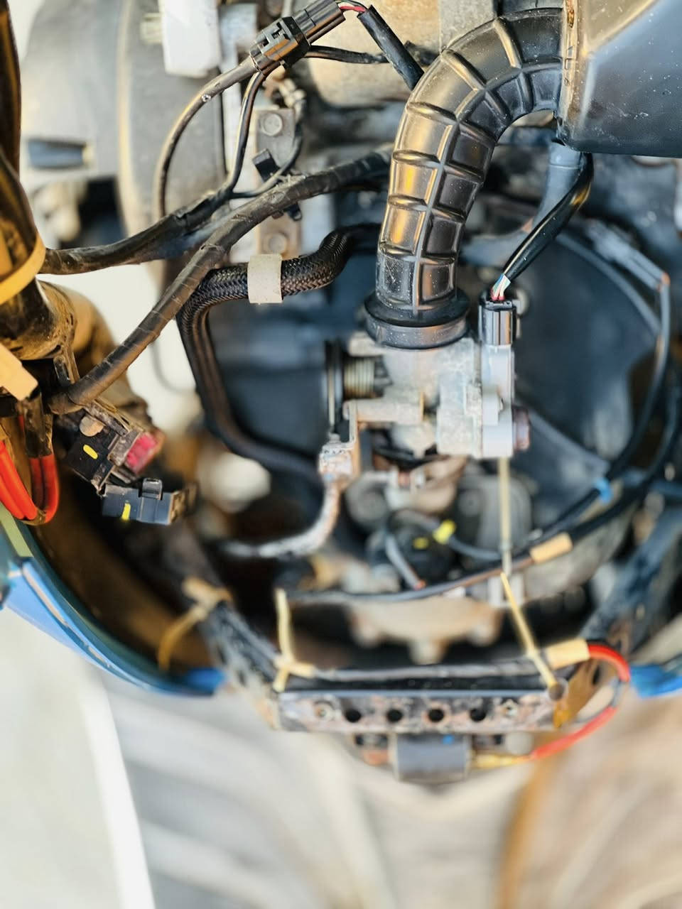 يسم الله الرحمن الرحيم ✨.   
للبيع GTR  ياباني  دراجه مال رمبه بعدهه على وضع الشركه جديده برغي ما مفتوح بيهه تجي وتجيب وياك 30 فيتر وتفحص وتأخذه من باب بيتي أوراق كامله بس ترقم 
بغداد الغزالين 
هـ ***********
توضيح !!! الدراجه مال جناي بياع شراي متفيدك
