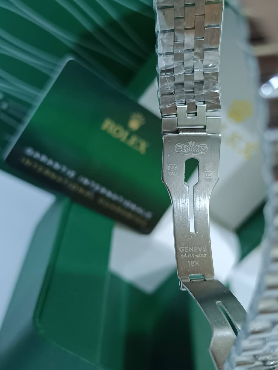 روليكس ببسي ♠ كوالتي عالي جدا طلاء ثابت مختم 18K رنك دوار عداد ♠ شهري ضد الماء سويس ميد ♠


**إذا كنت صاحب هذا الإعلان وتريد حذفه لأي سبب، رجاءا أرسل رسالة إلى الدعم الفني**