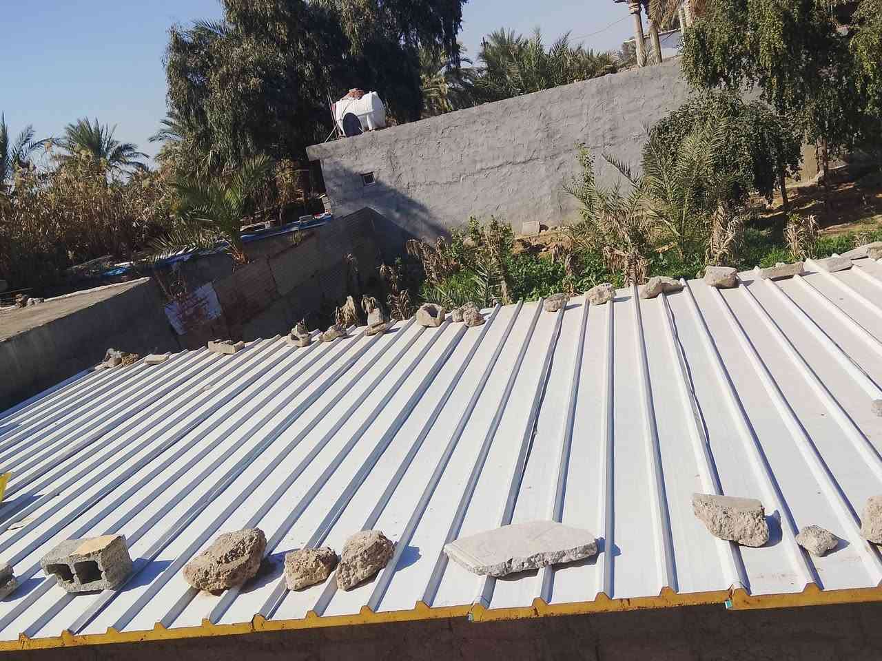 سنذويج 6متر 10قطع  السعر 9المتر. الشراي يتصل  ***********
