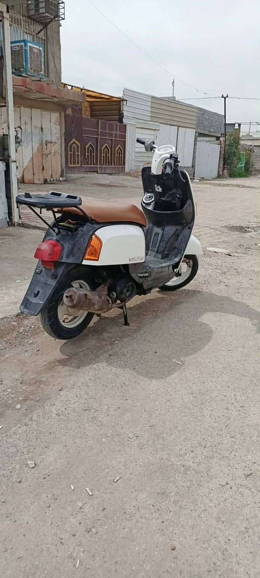 بوليس للبيع كامله دراجه نكره بس سلف ميشتغل يرادله سلف كهربائيات كله شغاله مكينه ناعمه صالنصه بيه بلادي متصرف عليه اي شي سعر 400 بيه مجال قليل حك الجيه *********** مكاني بغداد الحسينيه
