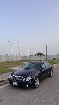 E500 AMG • ٢٠٠١ • ٩٨ الف كم
