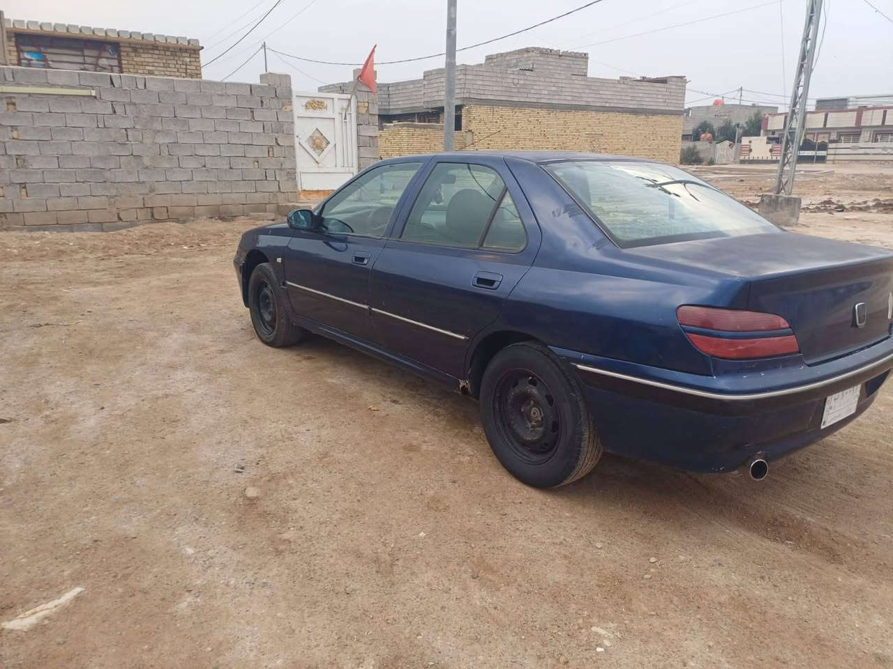 سلام عليكم بيجو فرنسي 406 مديل 2001 مكينه 2000
 للبيع رقم بغداد سياره بسمي  كير مكينه بلادي مكفولات كهربائيات شغاله تبريد ثلج تخم تاير جديد حداديه جديده العنوان كوت السعر 42 وبيه مجال الاستفسار اتصل على الرقم ،***********
