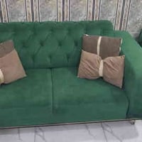 / للبيع تخم قنفة مقعدين نظام سرير و ثلاث كراسي نظيف سعره ١٧٥ الف  طباخ...