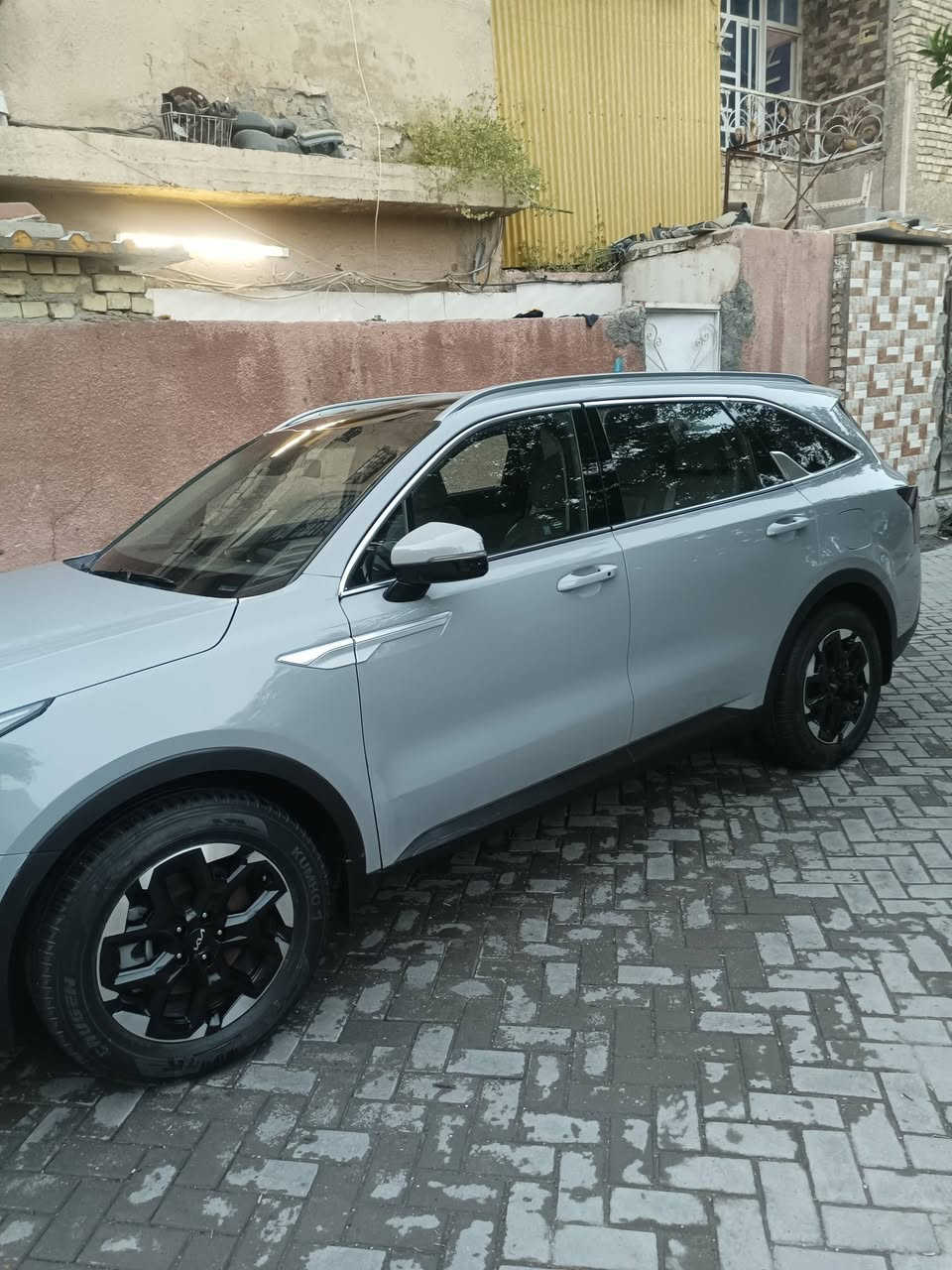 سورنتو موديل 2024 فول مواصفات وارد امريكي حادثها جاملغ الأيسر مبدل نفس اللون 
للبيع او مراوس بتاهو للاستفسار ‏‪***********‬‏

