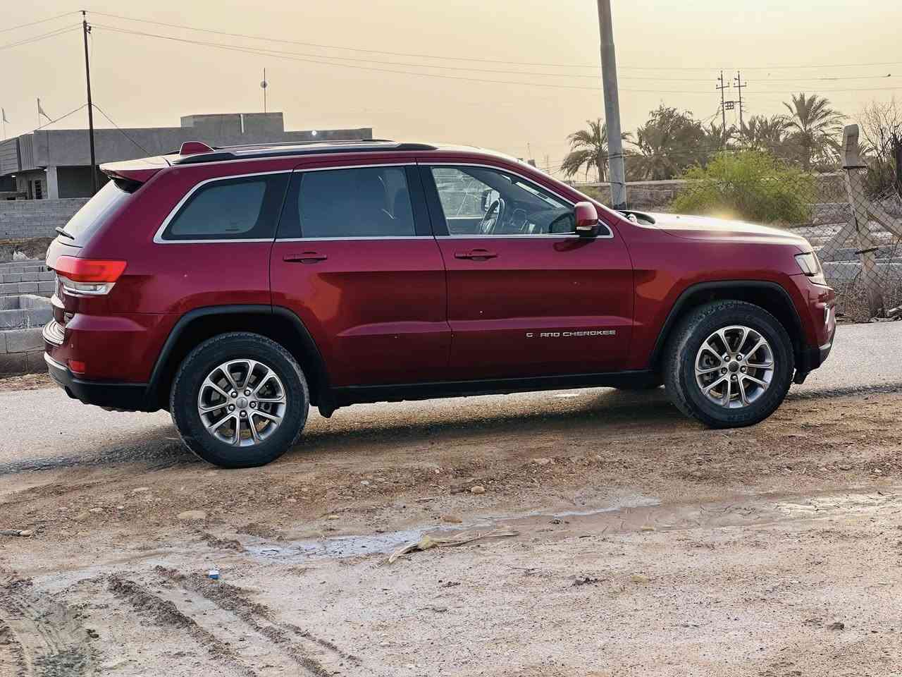 جيب لا ريدو 2014خليجي بصمه دخول ذكي شاشه كبيره شفتات تحكم ستيرن فتحه سقف كير طياره داخل بيجي فول واحد على واحد شرط ماشيه ١٣٠ حقيقي رقم بغداد الدولي الجديد بيها صبغ بالبيبان شويه كلير بدون معجون اثر شخط والباقي كفاله مكينه ٣٦٠٠سته سلندر جاهزه على آخر حبايه الشراي يتصل ويدلل علينه مكاني ناصريه قلعه سكر ‭٠٧٨٣ ٤٩٦ ٧٧٠٣‬
