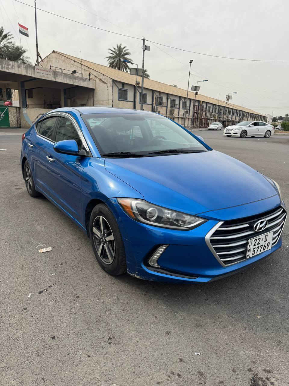 2017
وارد امريكي
ماشي    104 الف
ضررامريكا جنطه+جاملغ
بالعراق ضرر جنطه+دعاميه خلف
ايرباك سليم مكان بغداد الطوبجي 
شرط التحول السعر ١١٨ بيها مجال حك الجية 
***********
