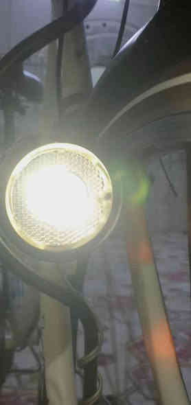 باسكل سوبر A  حجم 26 بداله عكرب 6 نمر شغاله حساس لايت ثلجي شغال بريكات أمامي خلفي شغاله قفل وره شغال باسكل نضيف مال حاويه ولون مميز  المكان ناصريه قضاء سوق الشيوخ  مركز السعر 95
*********** رقم الواتساب لتواصل سوق الشيوخ
