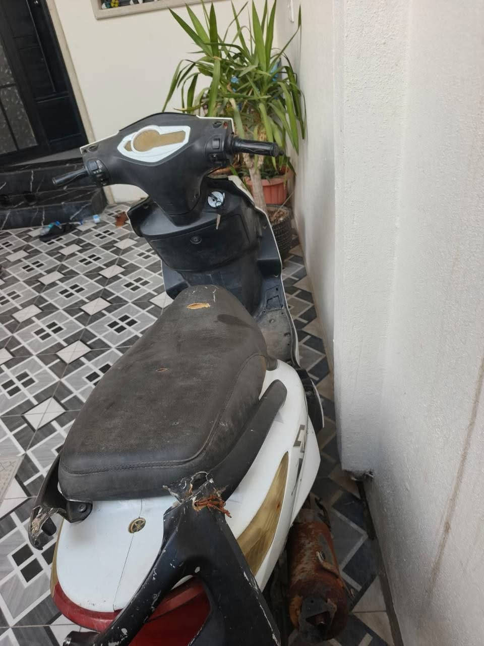 دراجه للبيع
ماطور سكنز  شغال ما بي اي عيب
السعر 325 وبيه مجال شغاله ومكفوله من كلشي
العنوان حي الشيماء
للاستفسار التواصل على الخاص


**إذا كنت صاحب هذا الإعلان وتريد حذفه لأي سبب، رجاءا أرسل رسالة إلى الدعم الفني**